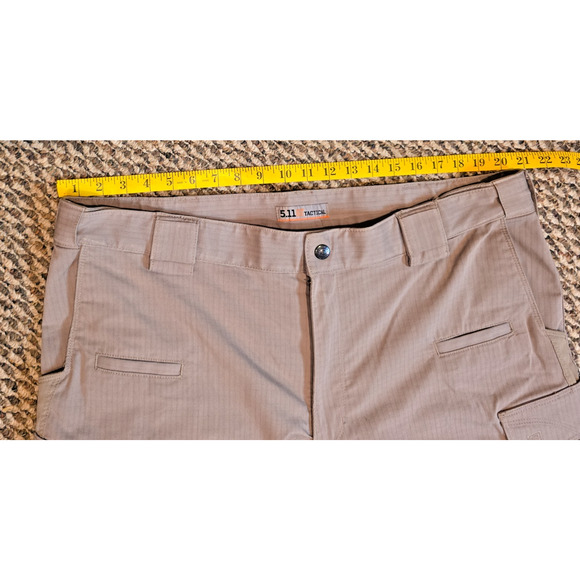 5.11 Tactical Pants Men’s 42x30 Beige Tan Cargo Military Utility Workwear Pants - Picture 6 of 7